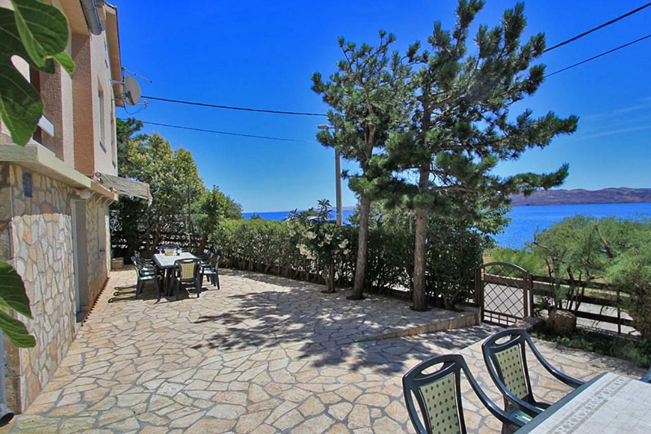 Beachfront House Ivana With Pool - Renovated 2025 Cesarica Exterior foto
